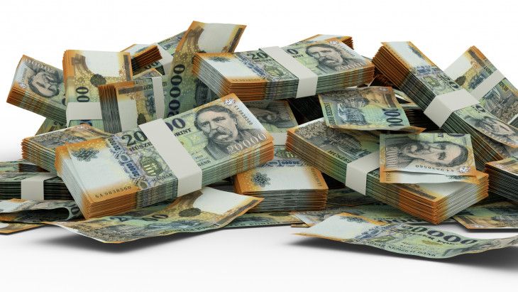 forint-koteg-huszezer-613521